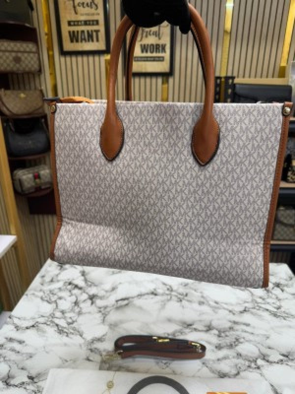 Michael_Kors Mirella Tote Bag With Dust Bag Including Card (Beige)